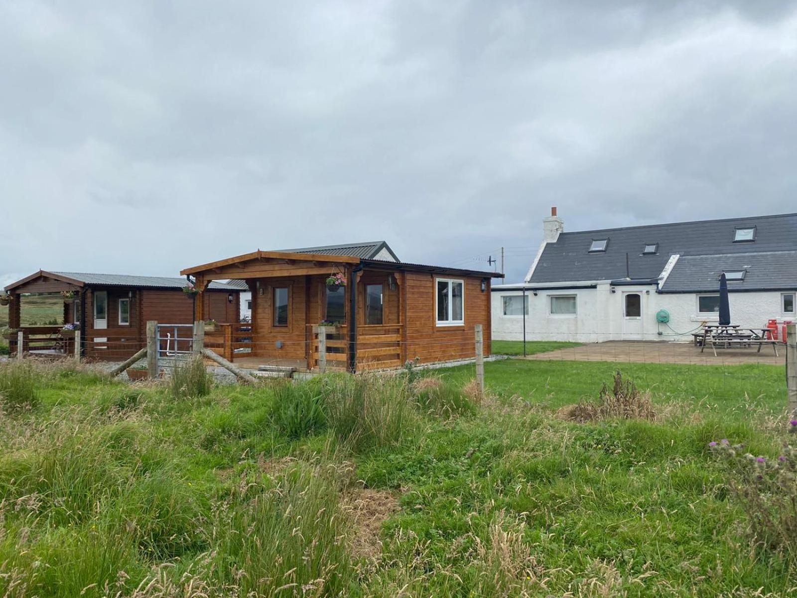Harlosh Log Cabins Данвеґан Номер фото