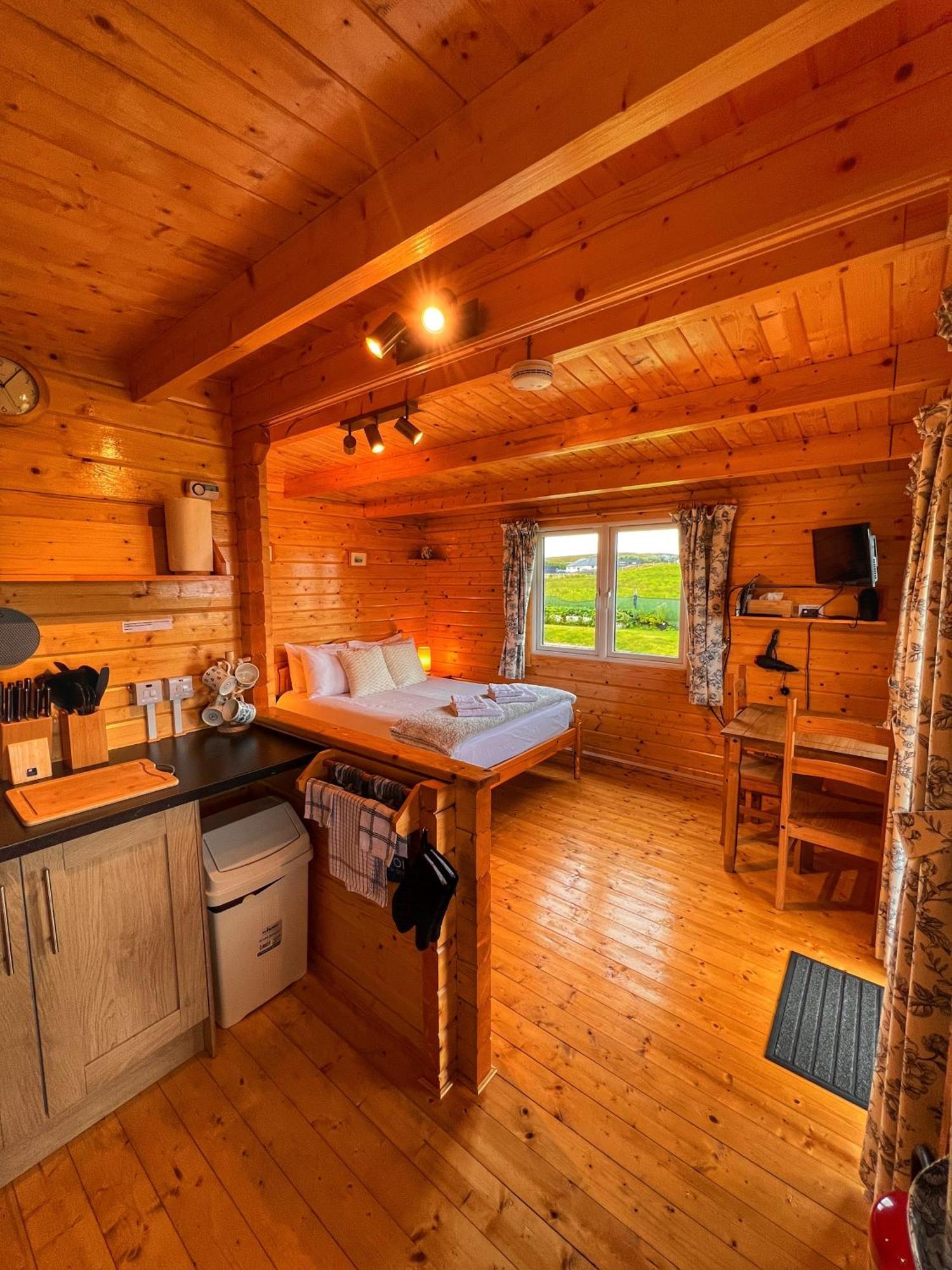Harlosh Log Cabins Данвеґан Номер фото